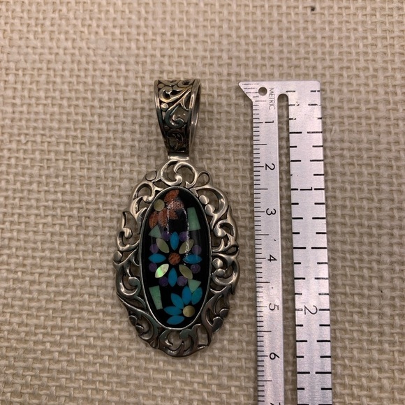 Sincerely Southwest Inlay Oval Sterling Silver Pendant - Picture 5 of 5